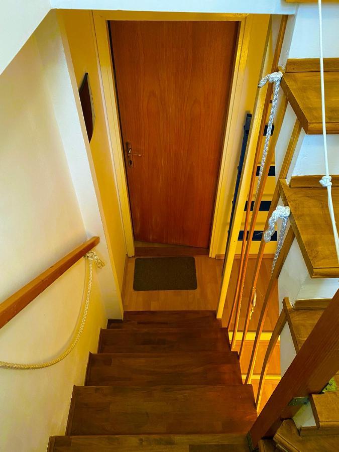 Sailor Apartments Паг Экстерьер фото