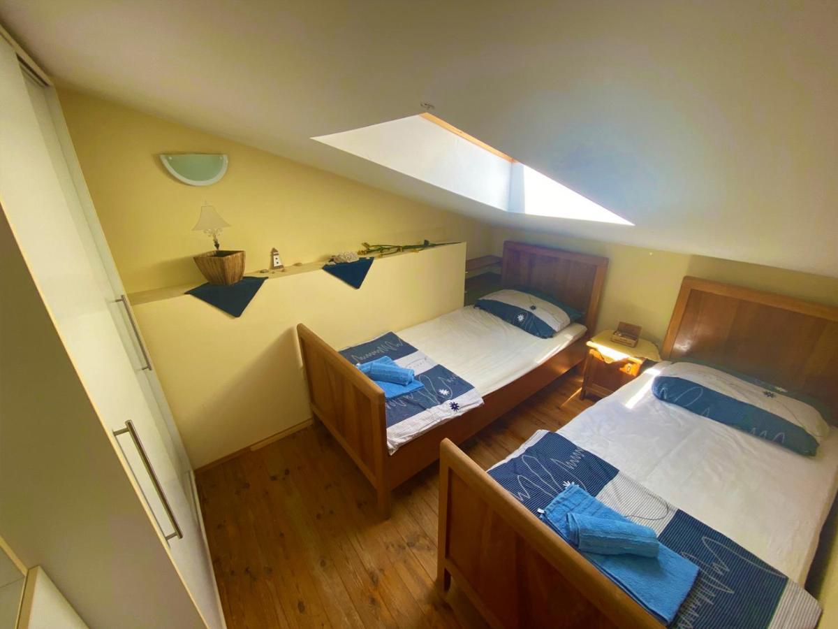 Sailor Apartments Паг Экстерьер фото