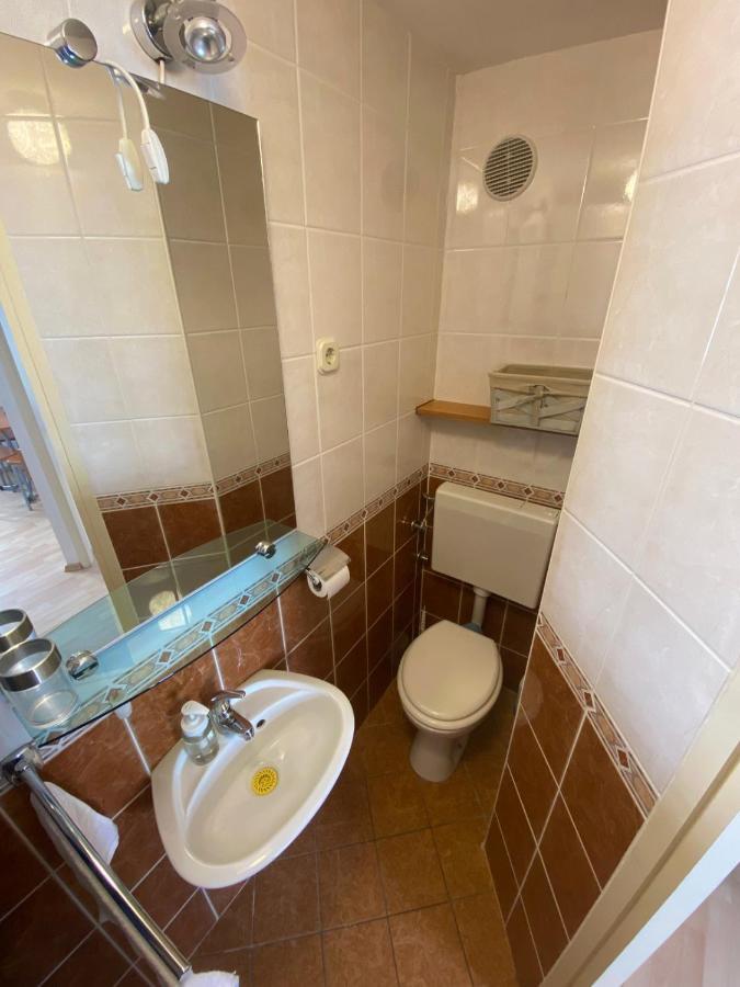 Sailor Apartments Паг Экстерьер фото